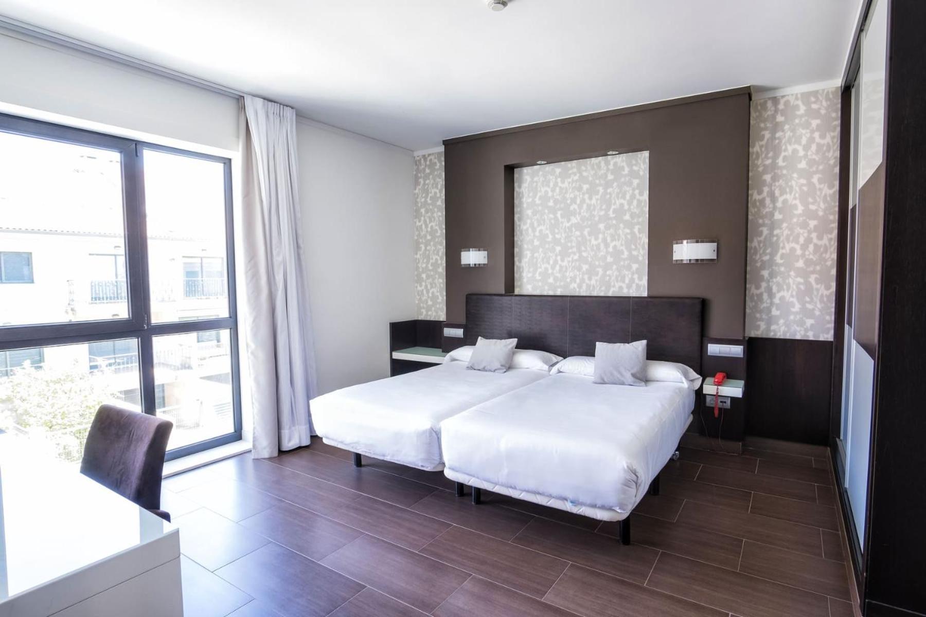 וילאגרסיה דה ארוסה Hotel Alda Carril מראה חיצוני תמונה